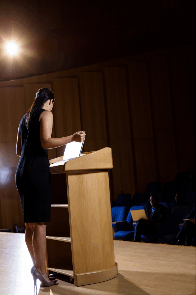 Motivação e determinação, palestra Regina Vaz